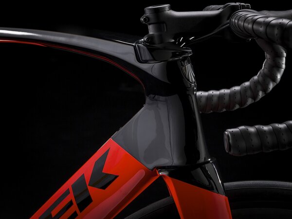 Bicykel Trek Madone SL 6 Radioactive Red/Trek Black 2021