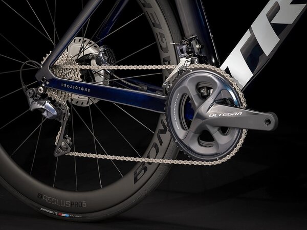 Bicykel Trek Madone SLR 6 Disc Navy Carbon Smoke/Viper Red 2021