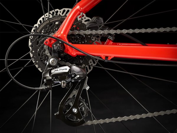 Bicykel Trek Marlin 6 Radioactive Red/Trek Black 2021