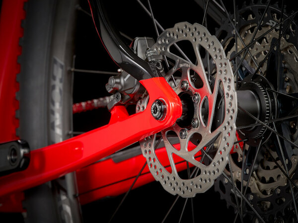 Bicykel Trek Procaliber 9.6, Radioactive Red/Trek Black 2021