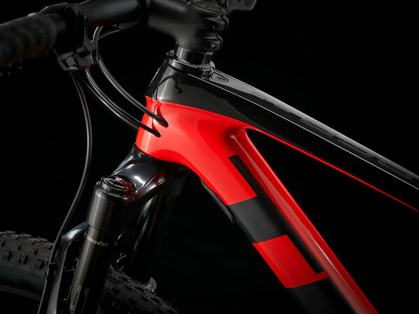 Bicykel Trek Procaliber 9.6, Radioactive Red/Trek Black 2021