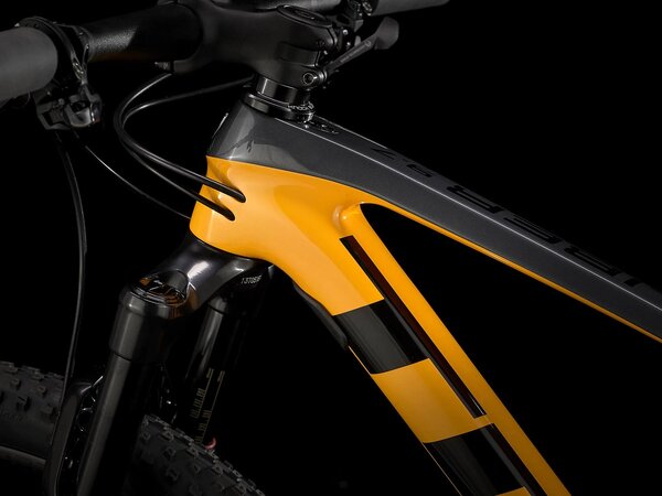 Bicykel Trek Procaliber 9.7 Marigold/Lithium Grey 2021