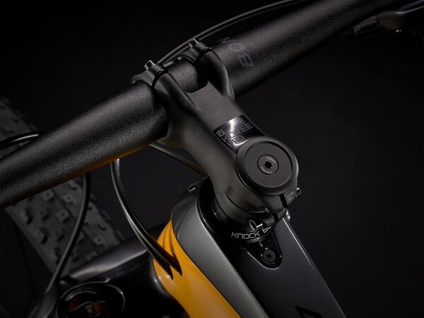 Bicykel Trek Procaliber 9.7 Marigold/Lithium Grey 2021