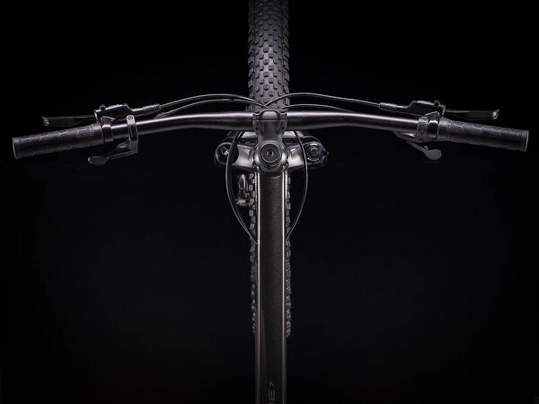 Bicykel Trek Roscoe 7 Dnister Black 2021