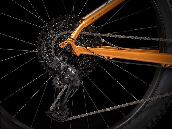 Bicykel Trek Roscoe 7 Factory Orange/Metallic Gunmetal 2021