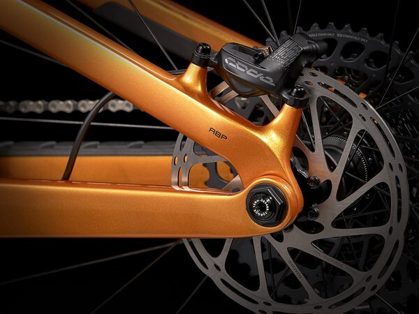 Bicykel Trek Slash 9.8 GX Factory Orange/Carbon Smoke 2021