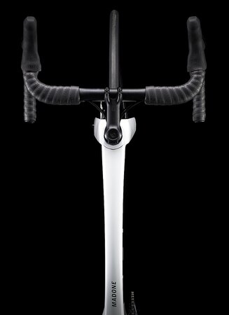 Bicykel Trek Madone SL 6 Trek White/Trek Black 2022