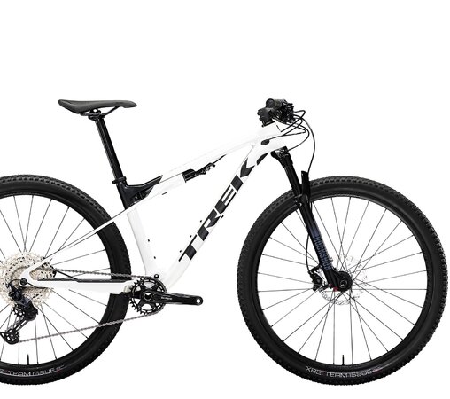 Testovaný bicykel Trek Supercaliber 9.6 Crystal White 2023