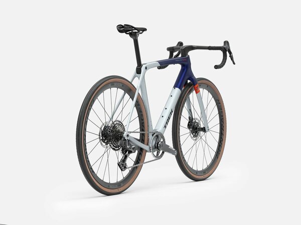 Bicykel Trek Checkmate SLR 7 AXS Matte Hex Blue/Plasma Grey Pearl 2026