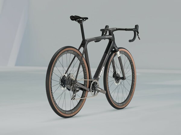 Bicykel Trek Checkmate SLR 7 AXS Gloss Trek Black/Matte Carbon Smoke 2025