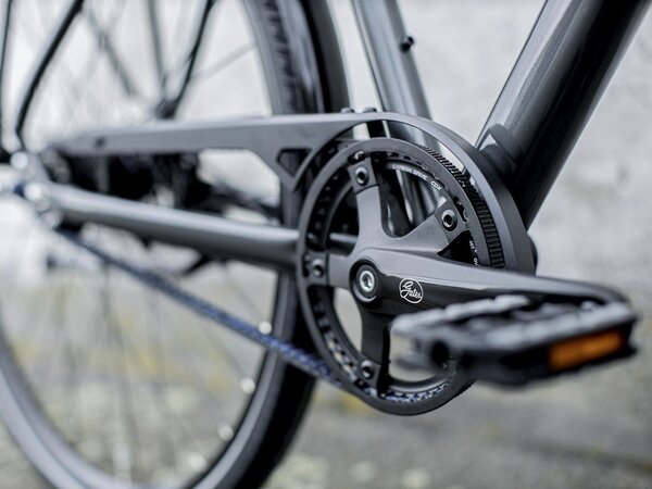 Bicykel Trek District 4 Equipped Lithium Grey 2023