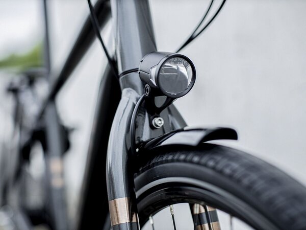 Bicykel Trek District 4 Equipped Lithium Grey 2023