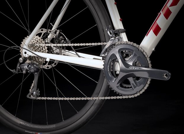 Bicykel Trek Domane AL 3 Disc Crystal White/Matte Trek Black 2022