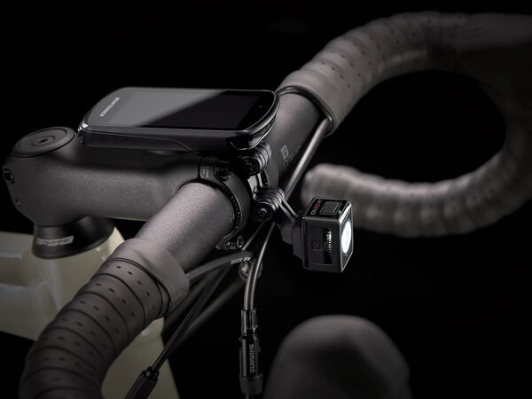 Bicykel Trek Domane AL 4 Disc Era White/Carbon Smoke 2023