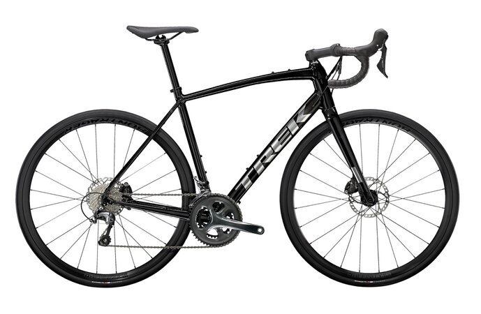 Bicykel Trek Domane AL 4 Disc Gloss Trek Black/Matte Trek Black 2022