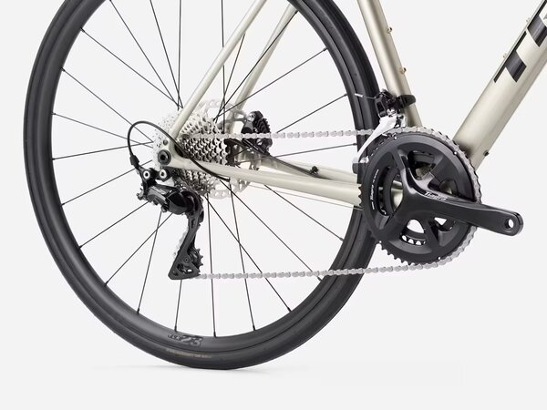 Bicykel Trek Domane AL 4 Gen 4 Gloss Supernova 2027