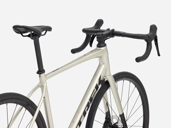 Bicykel Trek Domane AL 5 Gen 4 Gloss Supernova 2027