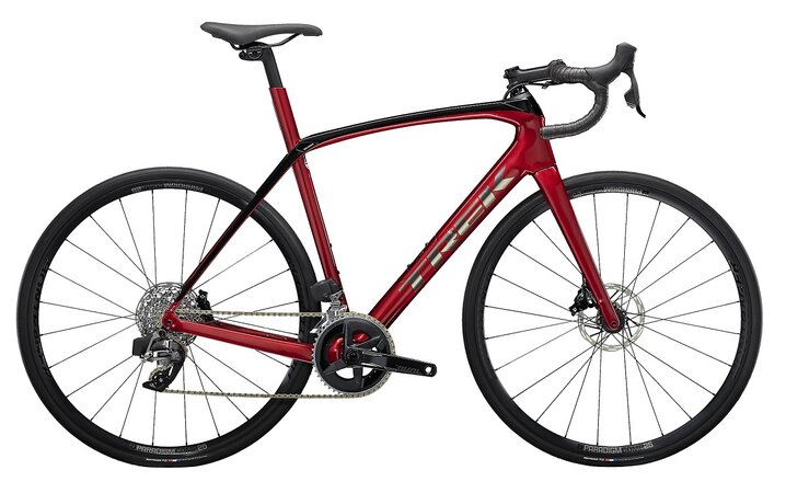 Bicykel Trek Domane SL 6 eTap Crimson/Trek Black 2022