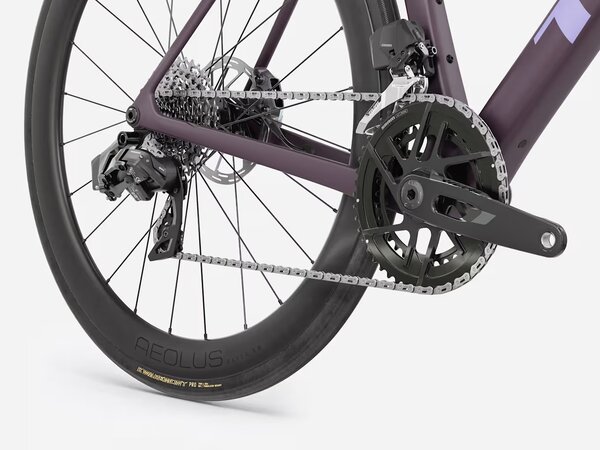 Bicykel Trek Domane SL 6 AXS Gen 5 Matte Nightshade 2027