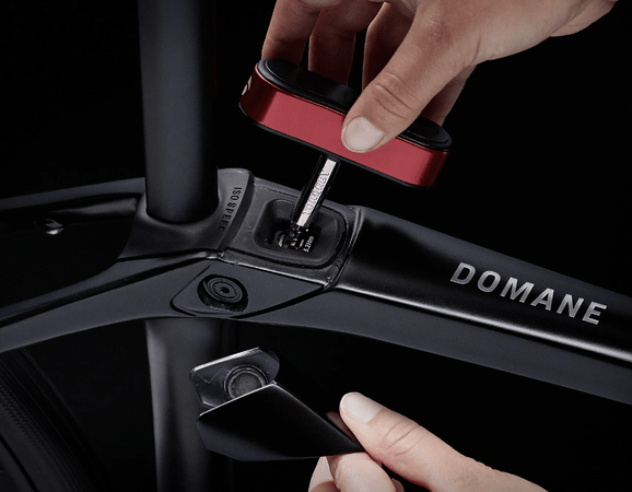 Bicykel Trek Domane SL 6 Gen 4 Satin Trek Black 2024