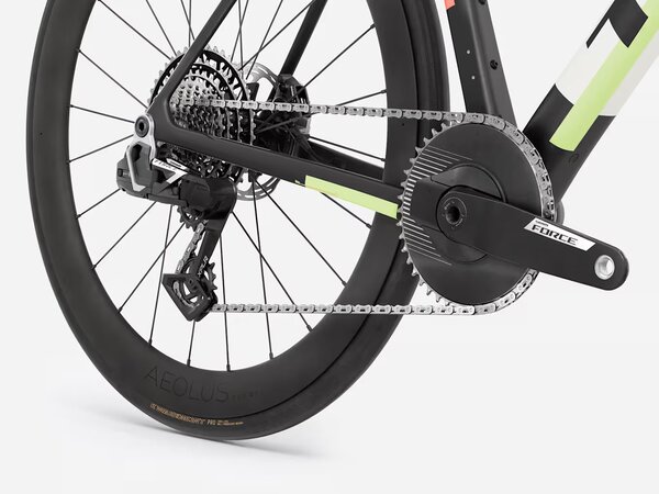 Bicykel Trek Domane SL 7 AXS 1×13 Gen 5 Matte Era White/Deep Smoke 2027