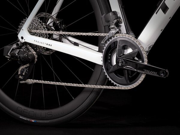 Bicykel Trek Domane SLR 6 AXS Gen 4 Crystal White 2024