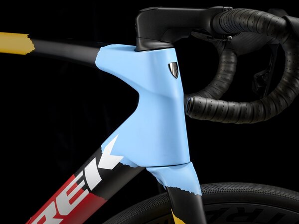 Bicykel Trek Domane SLR 6 AXS Gen 4 Trek Black 2024