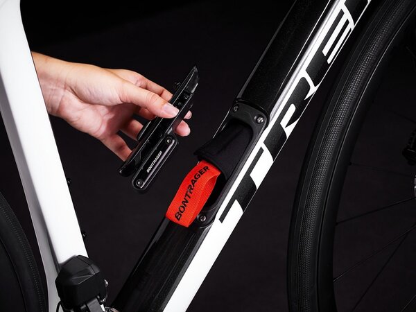 Bicykel Trek Domane SLR 6 Gen 4 Crystal White 2024