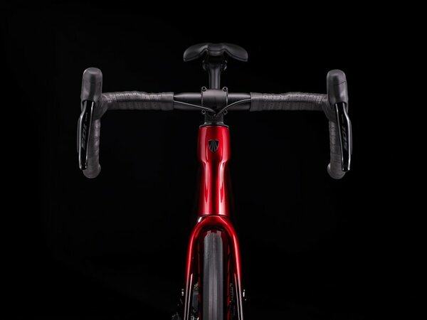 Bicykel Trek Domane SLR 6 Gen 4 Metallic Red Smoke to Red Carbon Smoke 2024