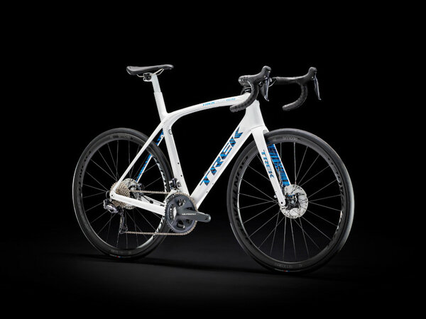 Bicykel Trek Domane SLR 7 Trek White/Blue 2021