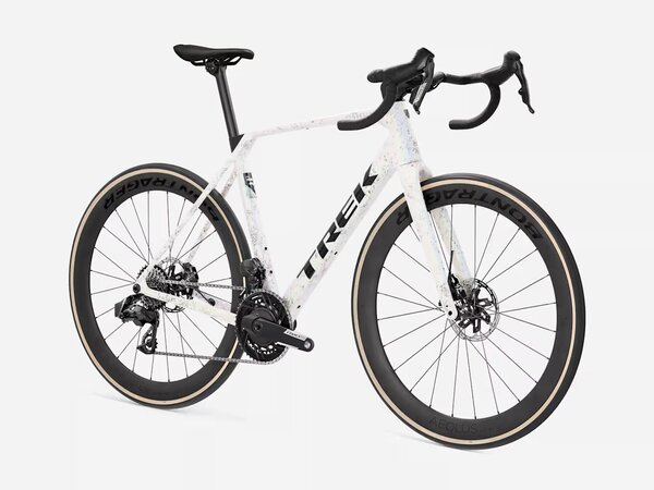 Bicykel Trek Domane SLR 7 AXS Gen 5 Mother of Pearl/Silver Marble 2027
