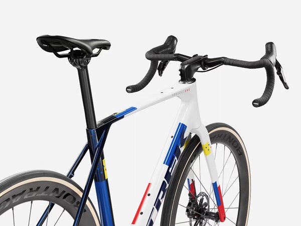 Bicykel Trek Domane SLR 7 AXS Gen 5 Navy Smoke/Trek White 2027