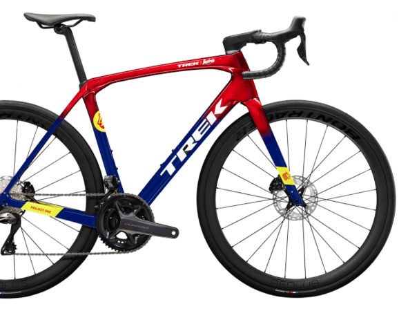 Bicykel Trek Domane SLR 7 Gen 4 Metallic Red Smoke to Blue Smoke Fade 2024