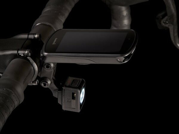 Bicykel Trek Domane SLR 7 Gen 4 Metallic Red Smoke to Blue Smoke Fade 2024