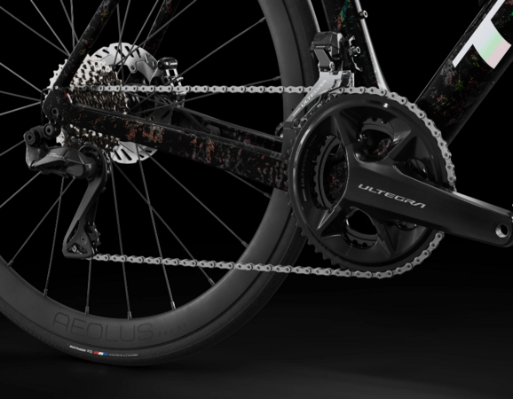 Bicykel Trek Domane SLR 7 Gen 4 Carbon Smoke/Prismatic Marble 2025