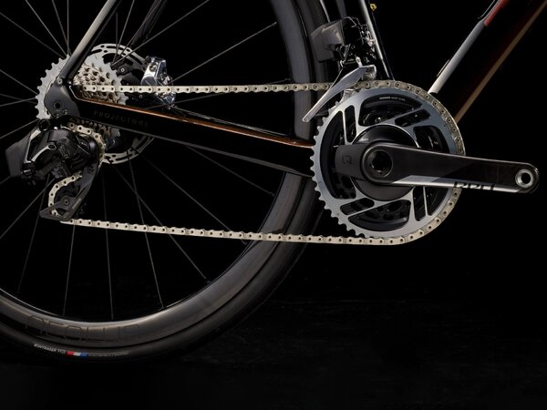 Bicykel Trek Domane SLR 9 AXS Gen 4 Axinite Flip/Trek Black 2024