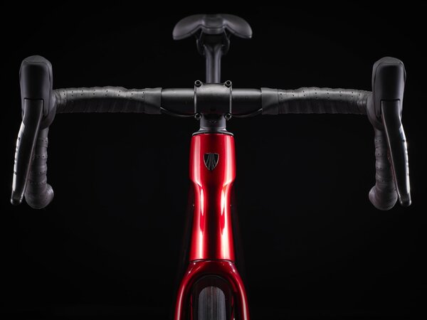 Bicykel Trek Domane SLR 9 AXS Gen 4 Metallic Red Smoke to Red Carbon Smoke 2024