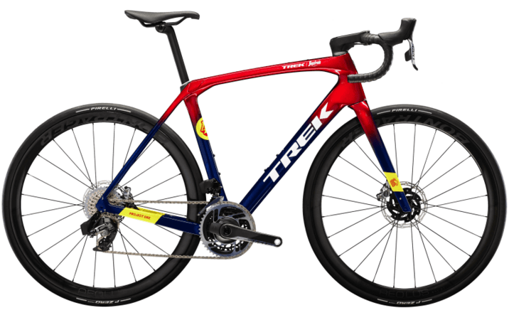 Bicykel Trek Domane SLR 9 AXS Gen 4 Team Replica:Metallic Red Smoke to Blue Smoke Fade 2024