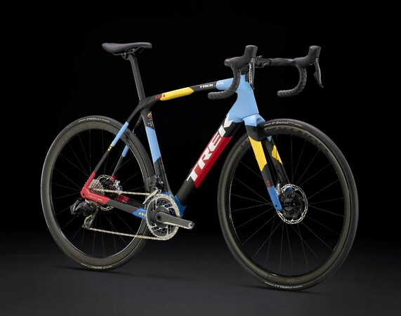 Bicykel Trek Domane SLR 9 AXS Gen 4 Trek Black 2024