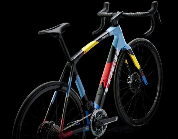 Bicykel Trek Domane SLR 9 AXS Gen 4 Trek Black 2024