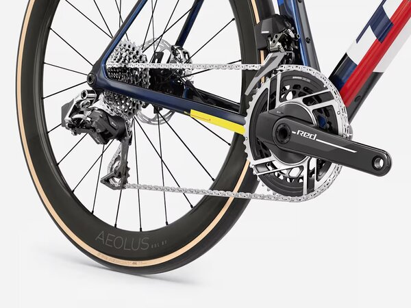 Bicykel Trek Domane SLR 9 AXS Gen 5 Navy Smoke/Trek White 2027