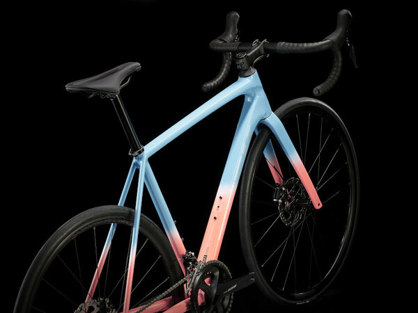 Bicykel Trek Émonda ALR 5 Azure To Living Coral Fade 2023