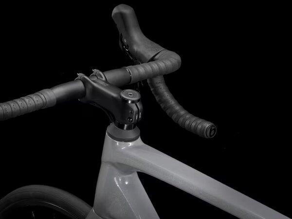 Bicykel Trek Émonda ALR 5 Slate Prismatic/Black Prismatic Fade 2025