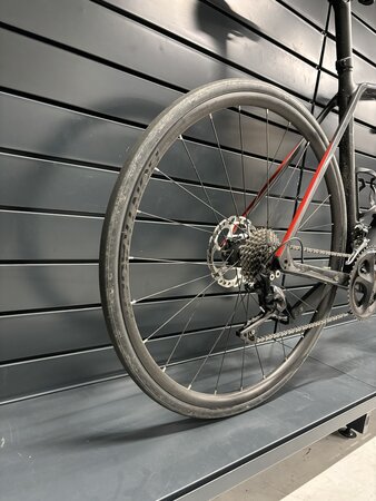 Testovaný bicykel Trek Émonda SL 5 Lithium Grey 2023