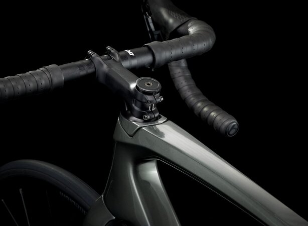 Bicykel Trek Émonda SL 6 Disc Pro Lithium Grey/Brushed Chrome 2022