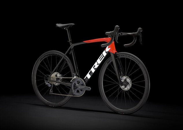 Bicykel Trek Émonda SL 6 Disc Pro Trek Black/Radioactive Red 2023