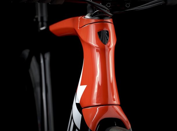 Bicykel Trek Émonda SL 6 Disc Pro Trek Black/Radioactive Red 2023