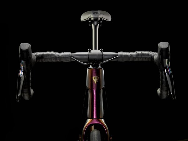 Bicykel Trek Domane SLR 7 AXS Gen 4 Axinite Flip/Trek Black 2025