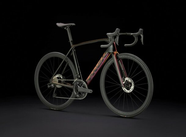 Bicykel Trek Émonda SLR 7 AXS Axinite Flip/Trek Black 2024