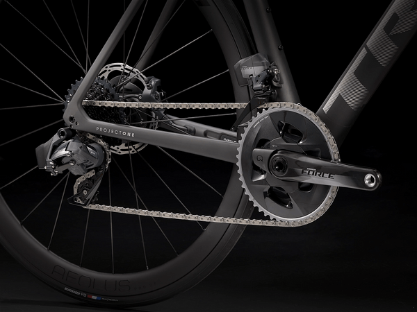 Testovaný bicykel Trek Emonda SLR 7 Matte Onyx Carbon 2022